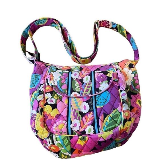Vera Bradley Handbags - VERA BRADLEY | va va voom crossbody retired quilted purse